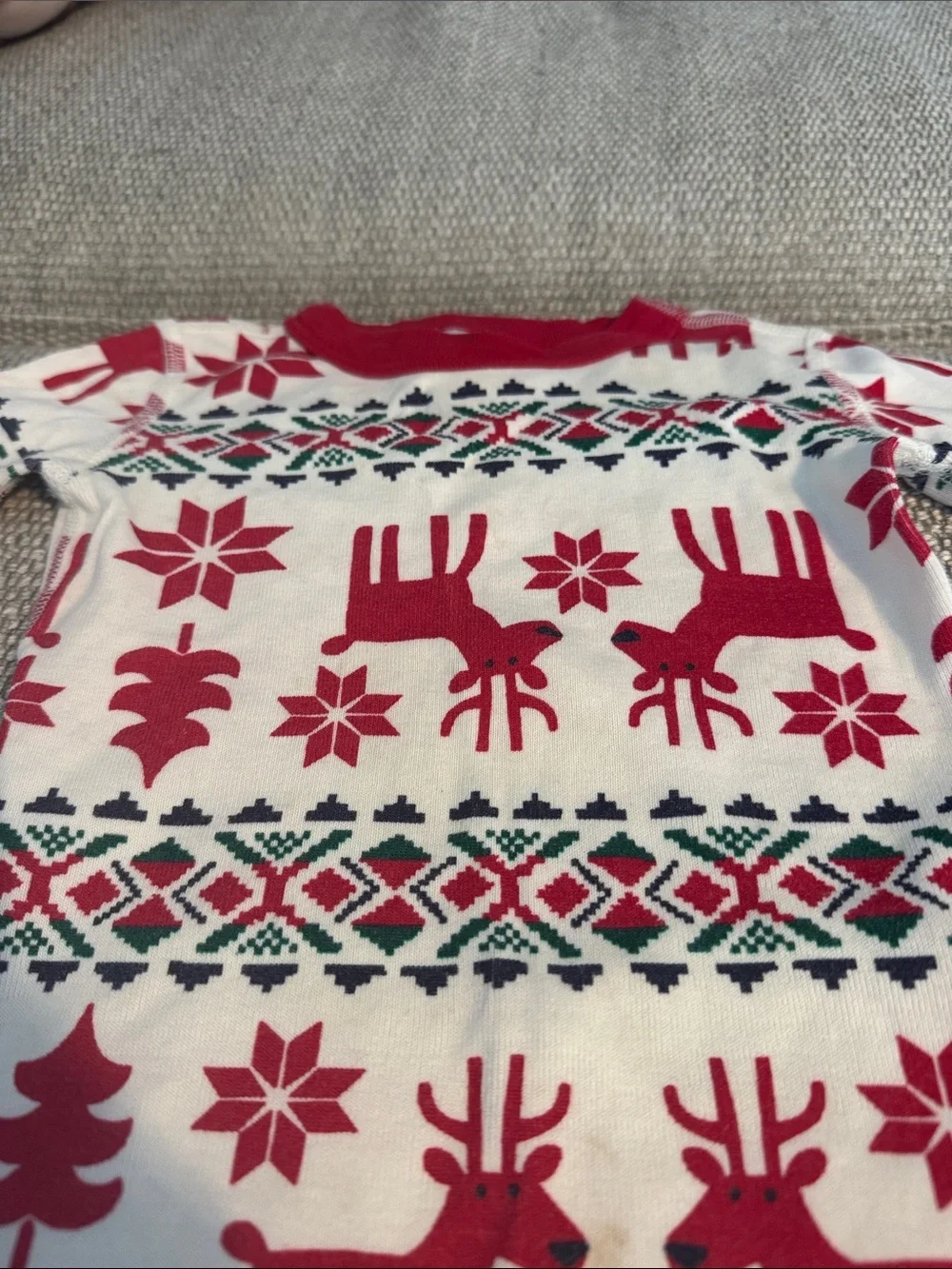 Hanna Andersson Red and White Reindeer Holiday Pajama Set size 6-12 months
